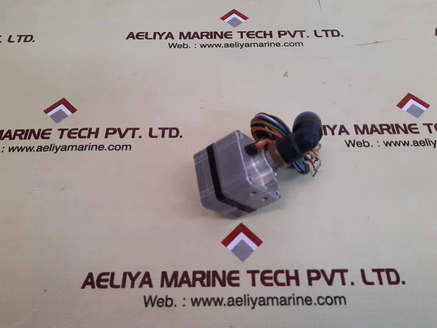 Dox 899.904c2kk.445 switch w/y 37/13