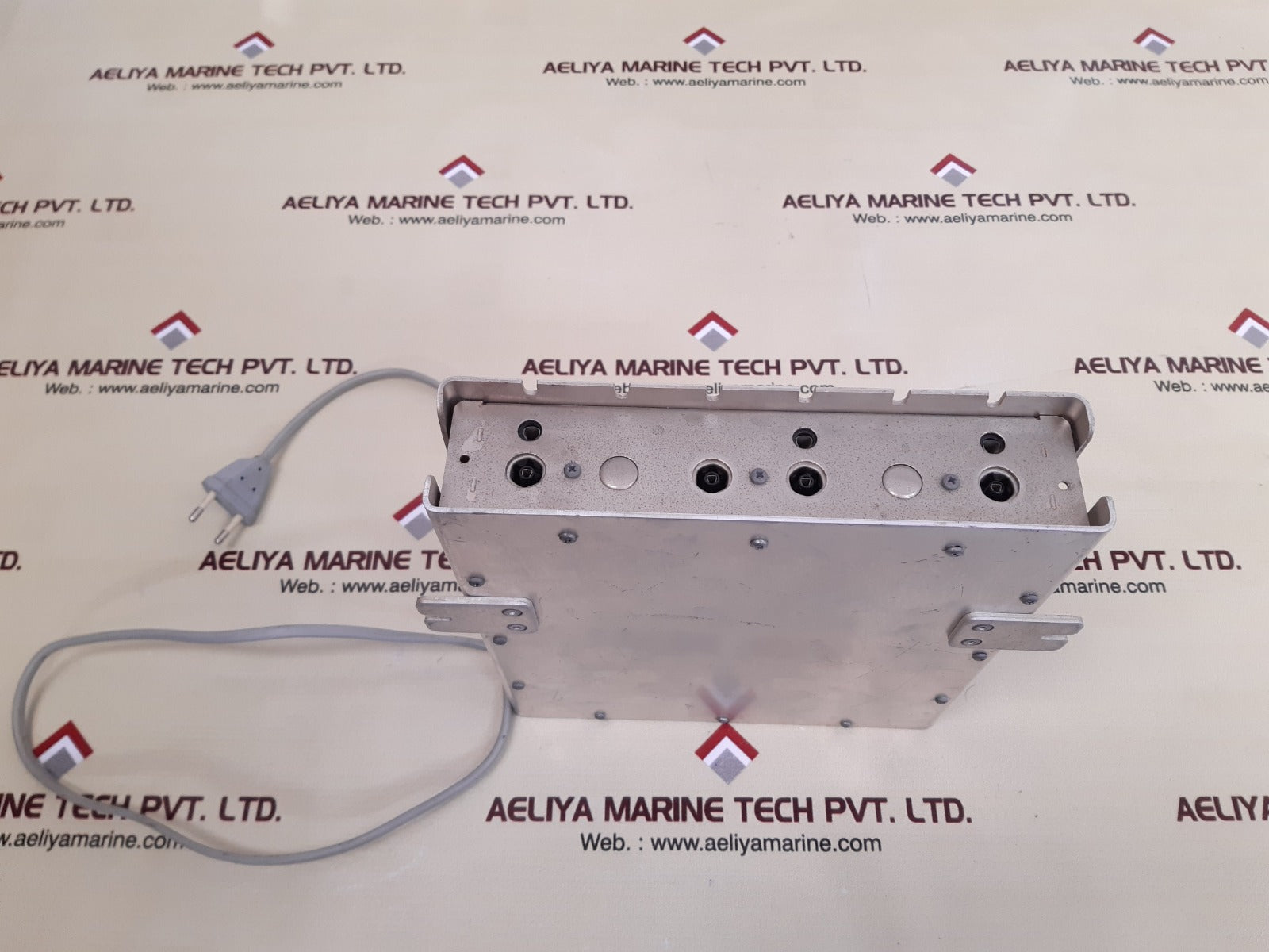 Kathrein super-compact vcg 40 amplifier 