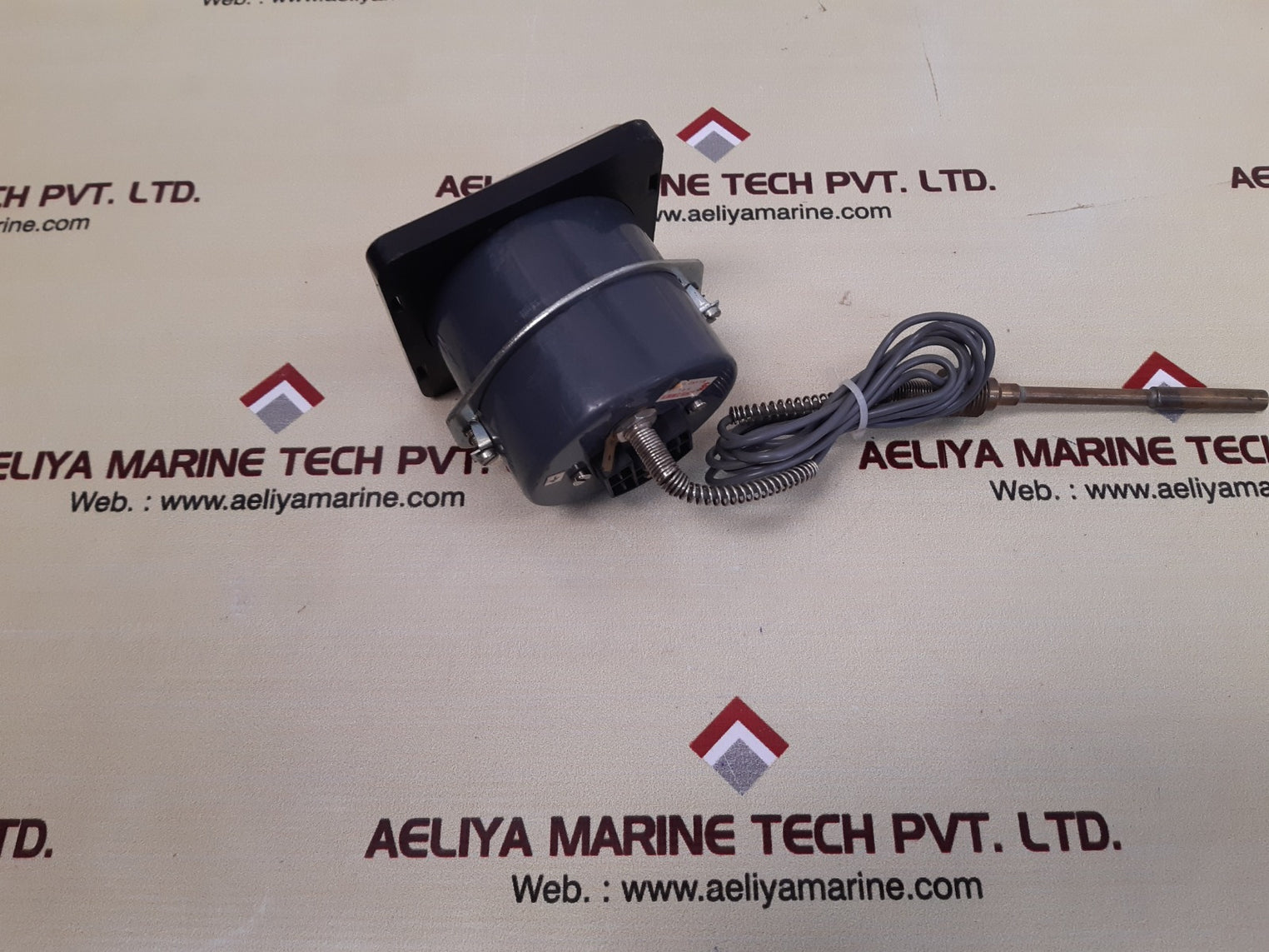 Scantor thermostates stlm 0 to 120 °c