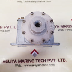 Ccs 604d704 differential pressure switch 4,152,559