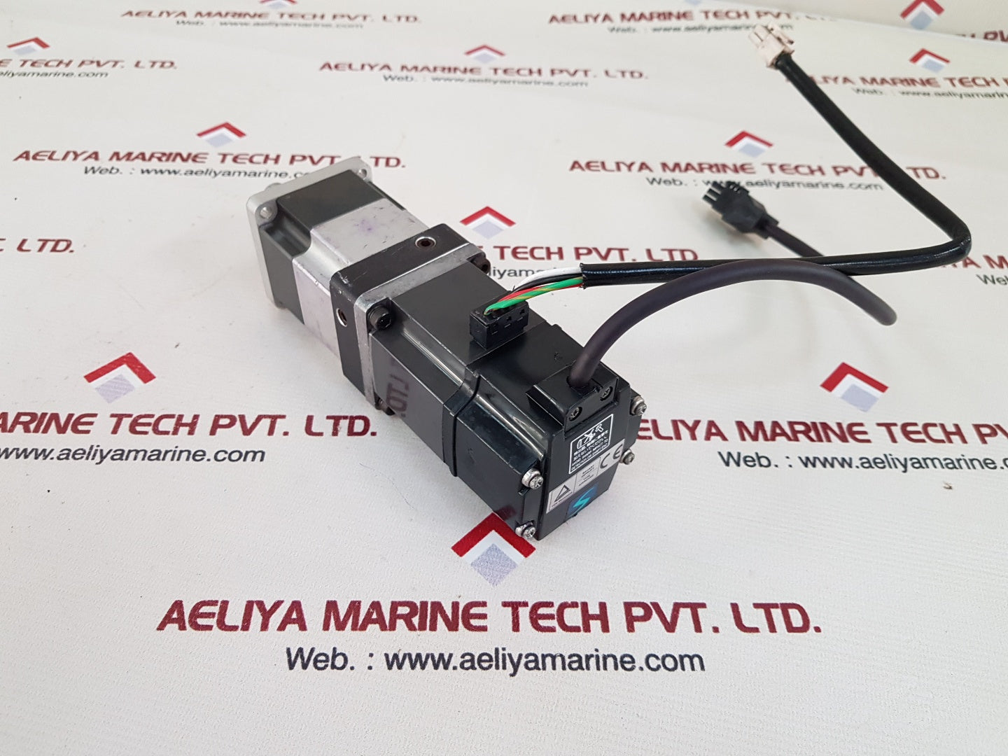 Mitsubishi hc-mfs23 ac servo motor with remco rpg-60s