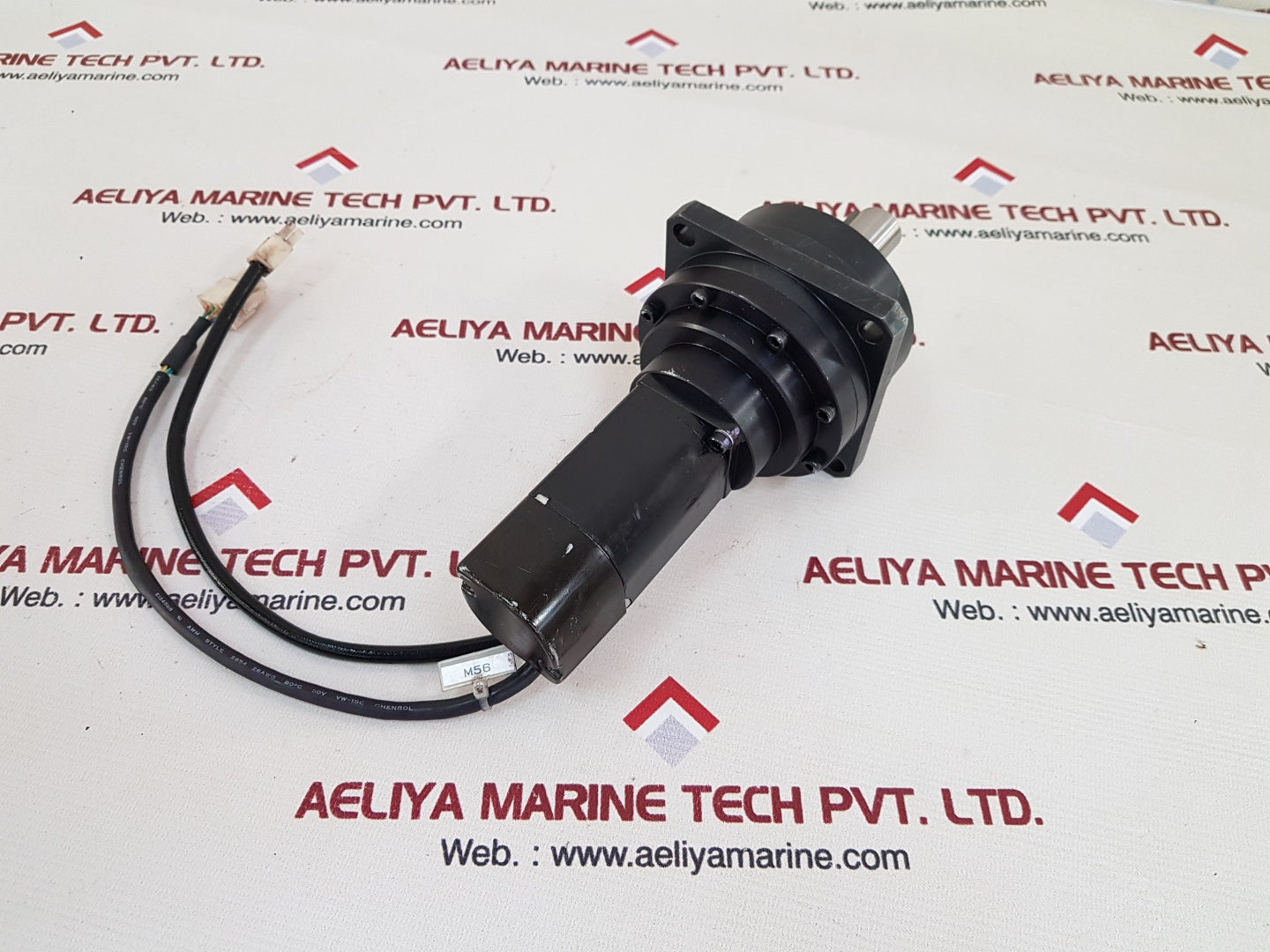 Yaskawa sgm-01a3g46 servo motor with hd cp-20a-33-j604a-sp reducer 