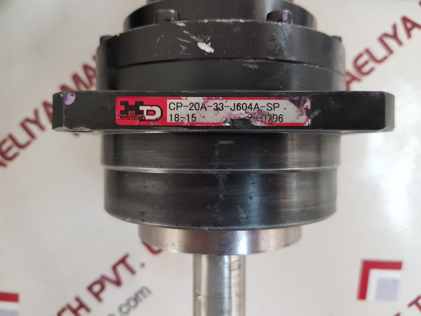 Yaskawa sgm-01a3g46 servo motor with hd cp-20a-33-j604a-sp reducer 