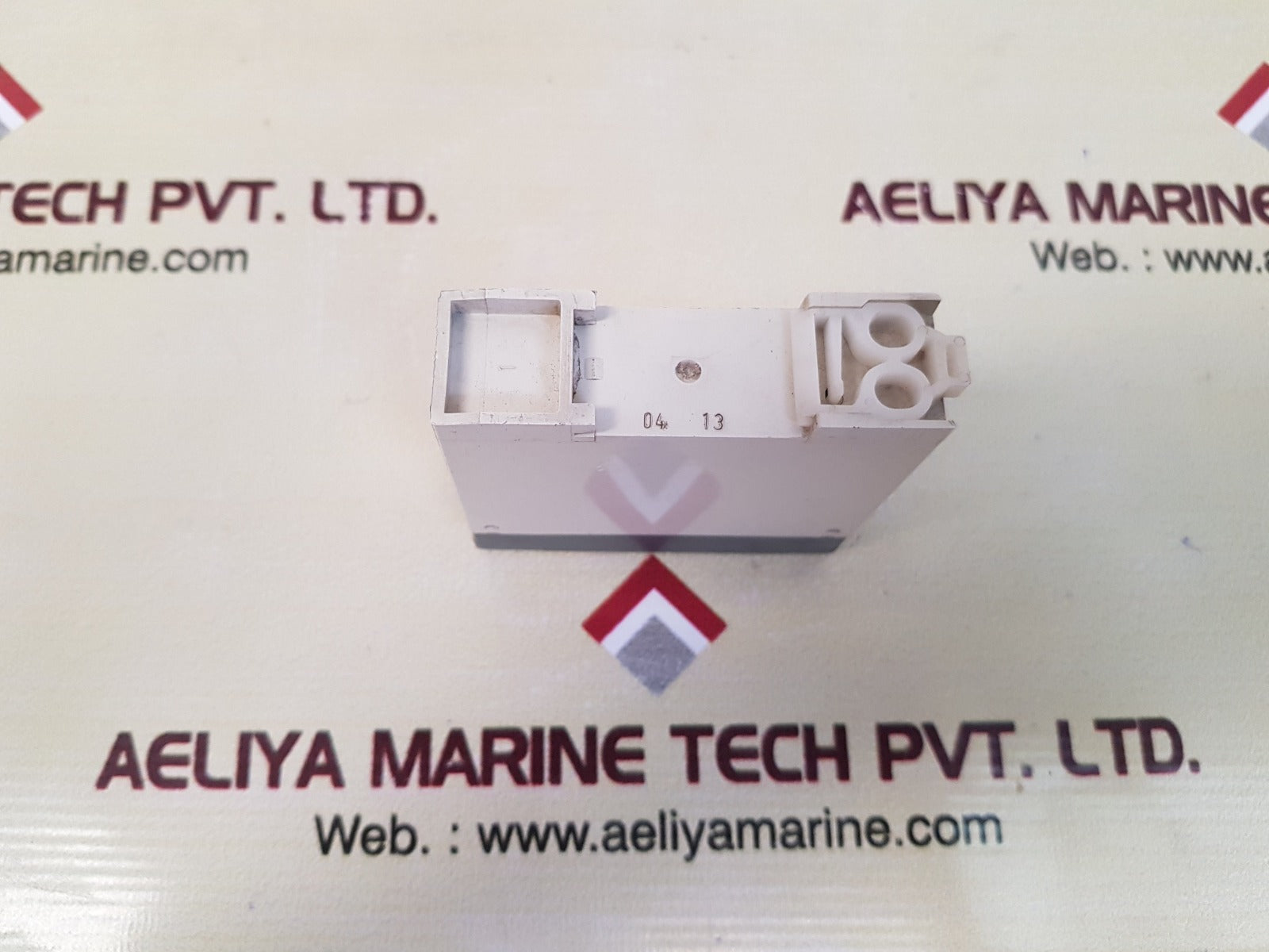 Abb ct-are off delay time relay 1svr550127r4100
