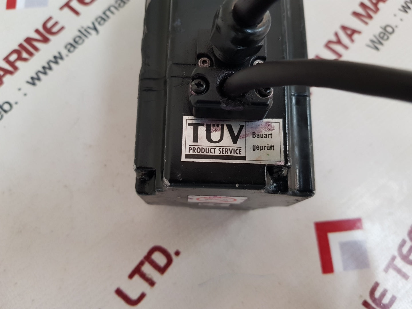 Yaskawa sgm-04v3b4 ac servo motor