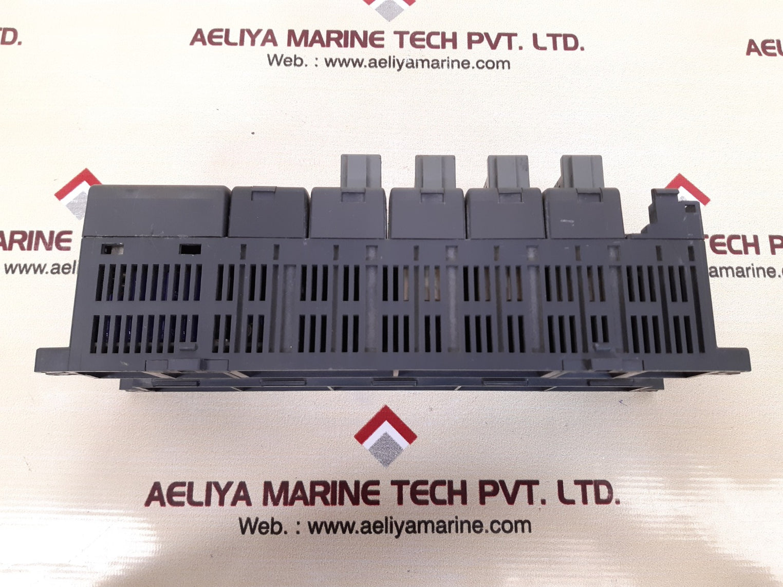 Koyo direct logic 205 d2-06bdc-1,dl240cpu,d2-16nd3-2,d2-12tr,d2-fill