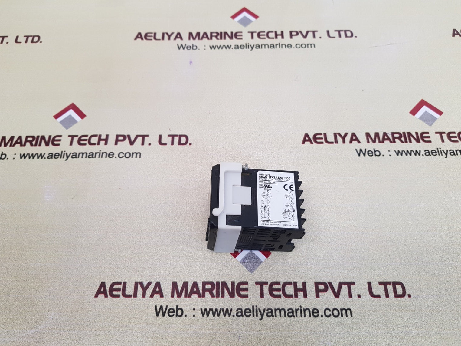 Omron e5cc-rx2asm-800 digital controller