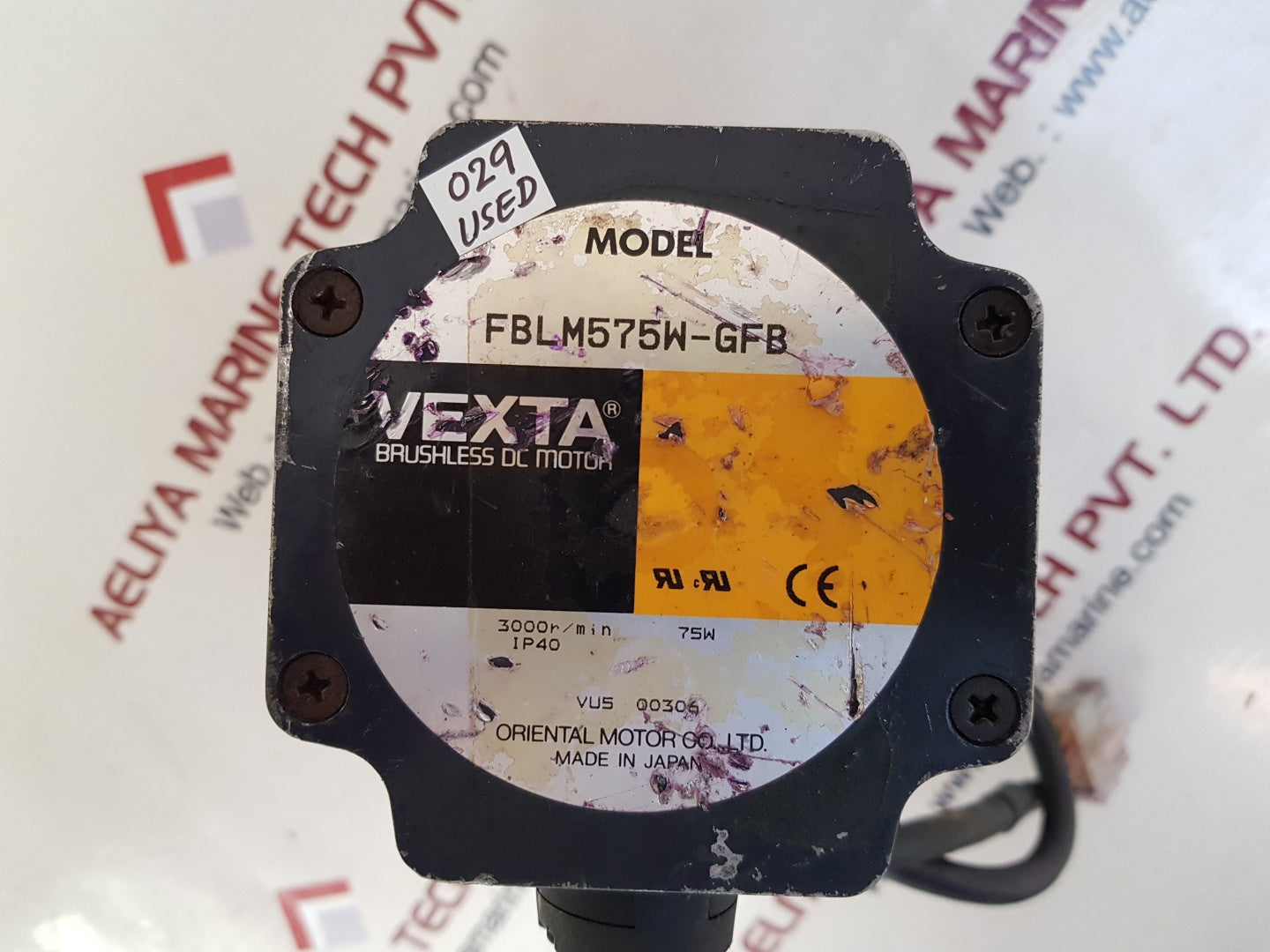 Vexta fblm575w-gfb brushless dc motor
