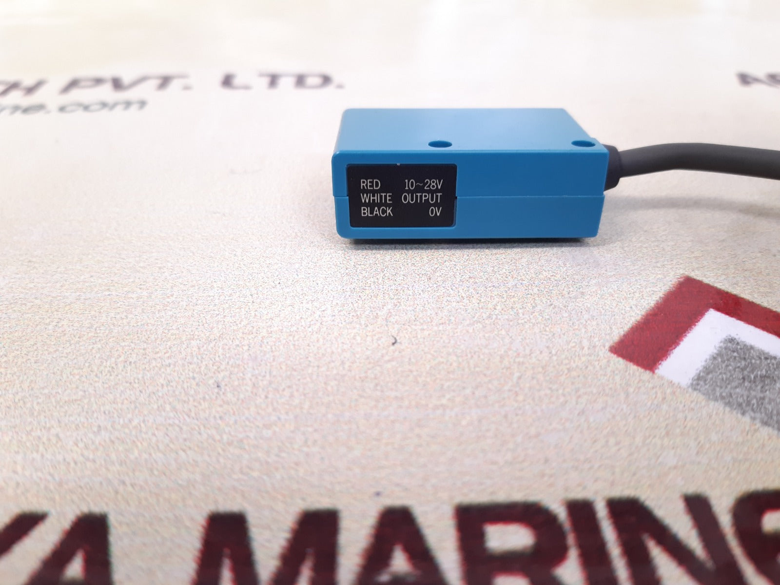 Yamatake honeywell fe7b-tb6vgr photo sensor