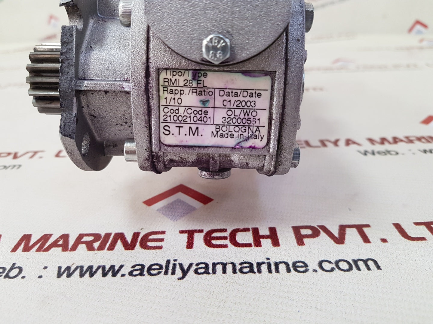 Sanyo denki 103-814-6510 stepper motor with s.t.m. rmi 28 fl reducer