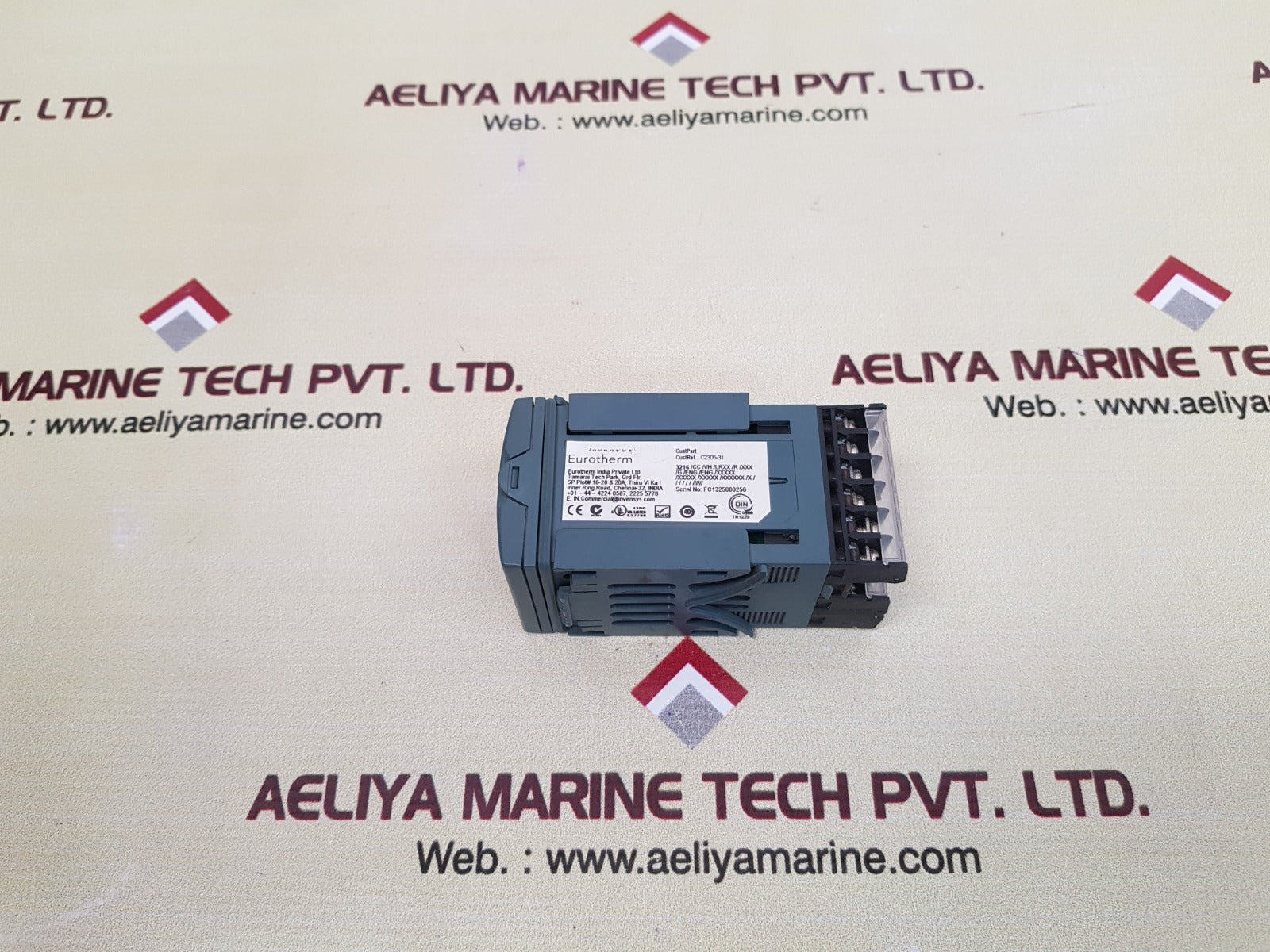 Eurotherm 3216/cc/vh/lrxx/r/xxx/g/eng/eng/xxxxx temperature controller