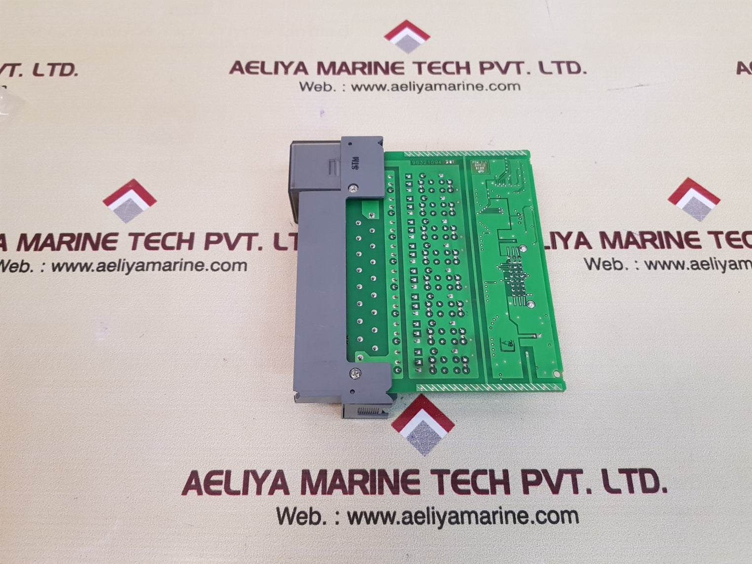 Allen-bradley 1746-0b16 ser d slc 500 output module