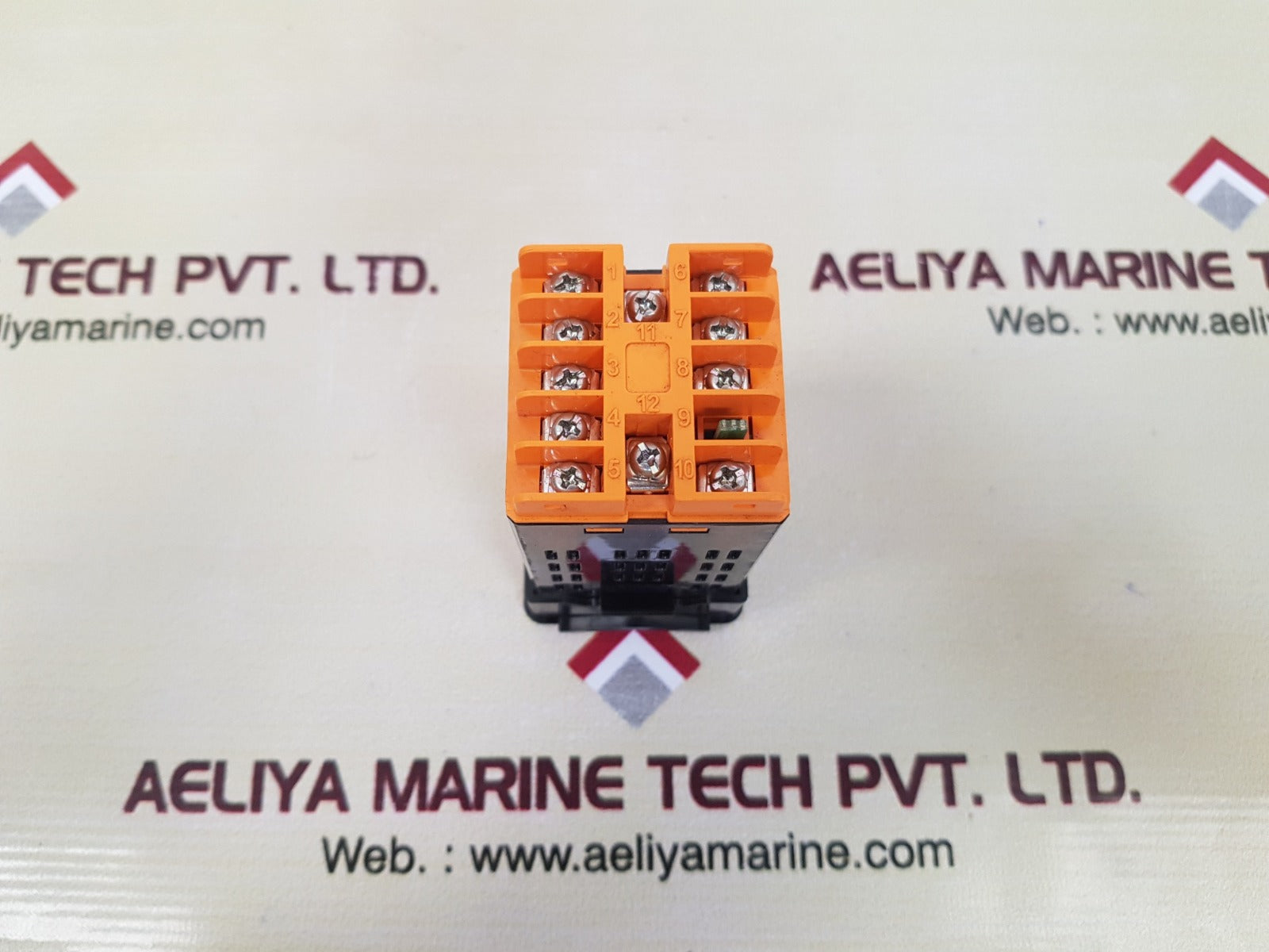 Selec tc544a digital temperature controller