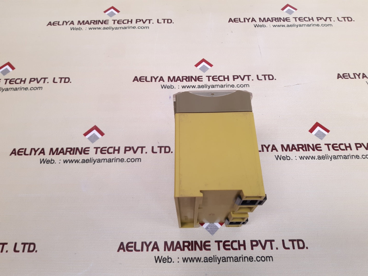 Pilz pnoz/3 17787 safety relay