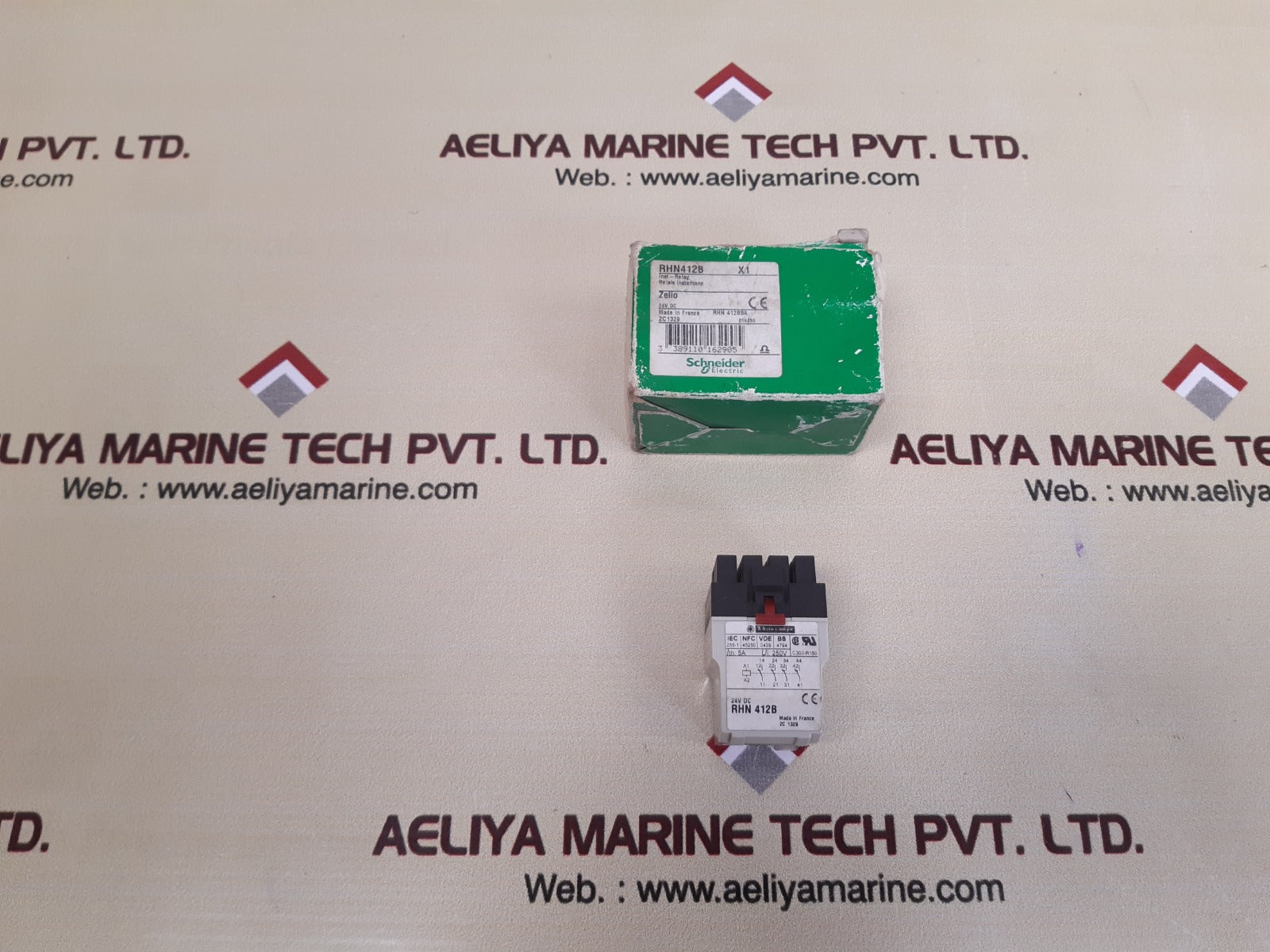 Telemecanique/Schneider rhn412b switching relay