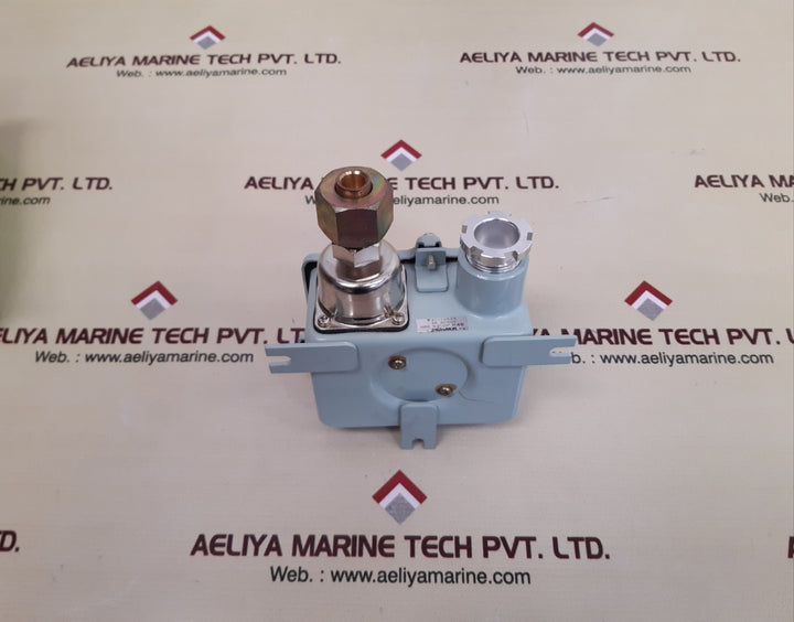 Saginomiya fns-c101wuq pressure switch 