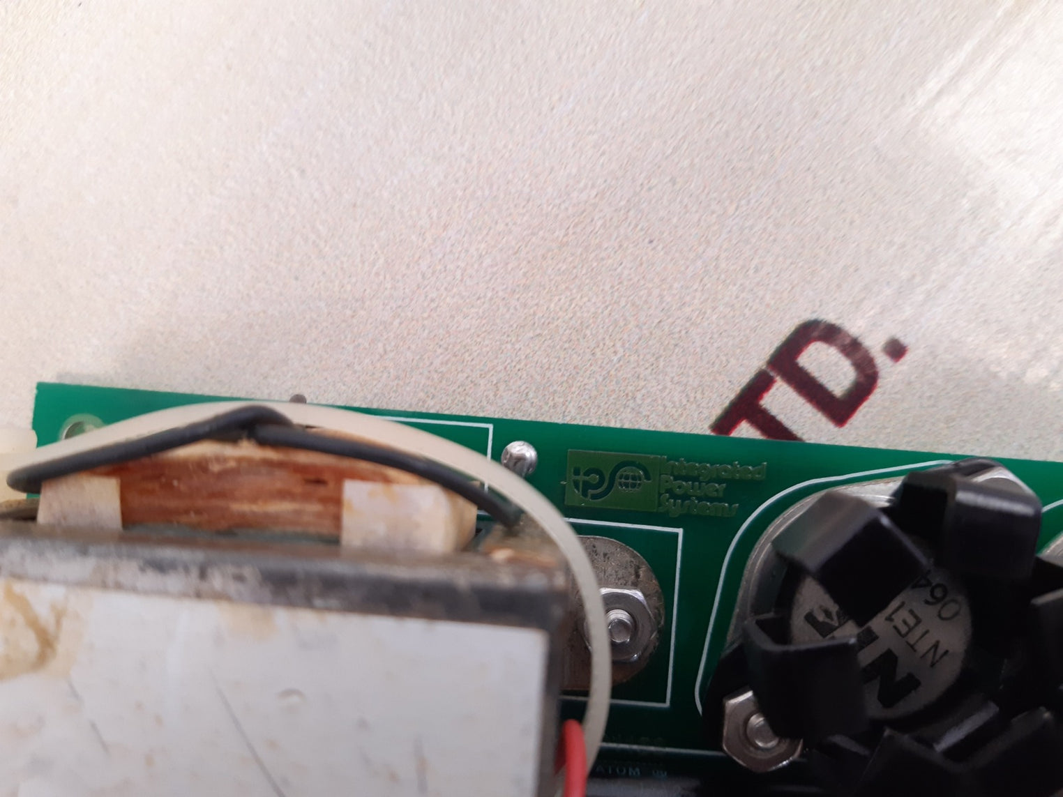 Integrated power systems 016-001158 rev j pcb card