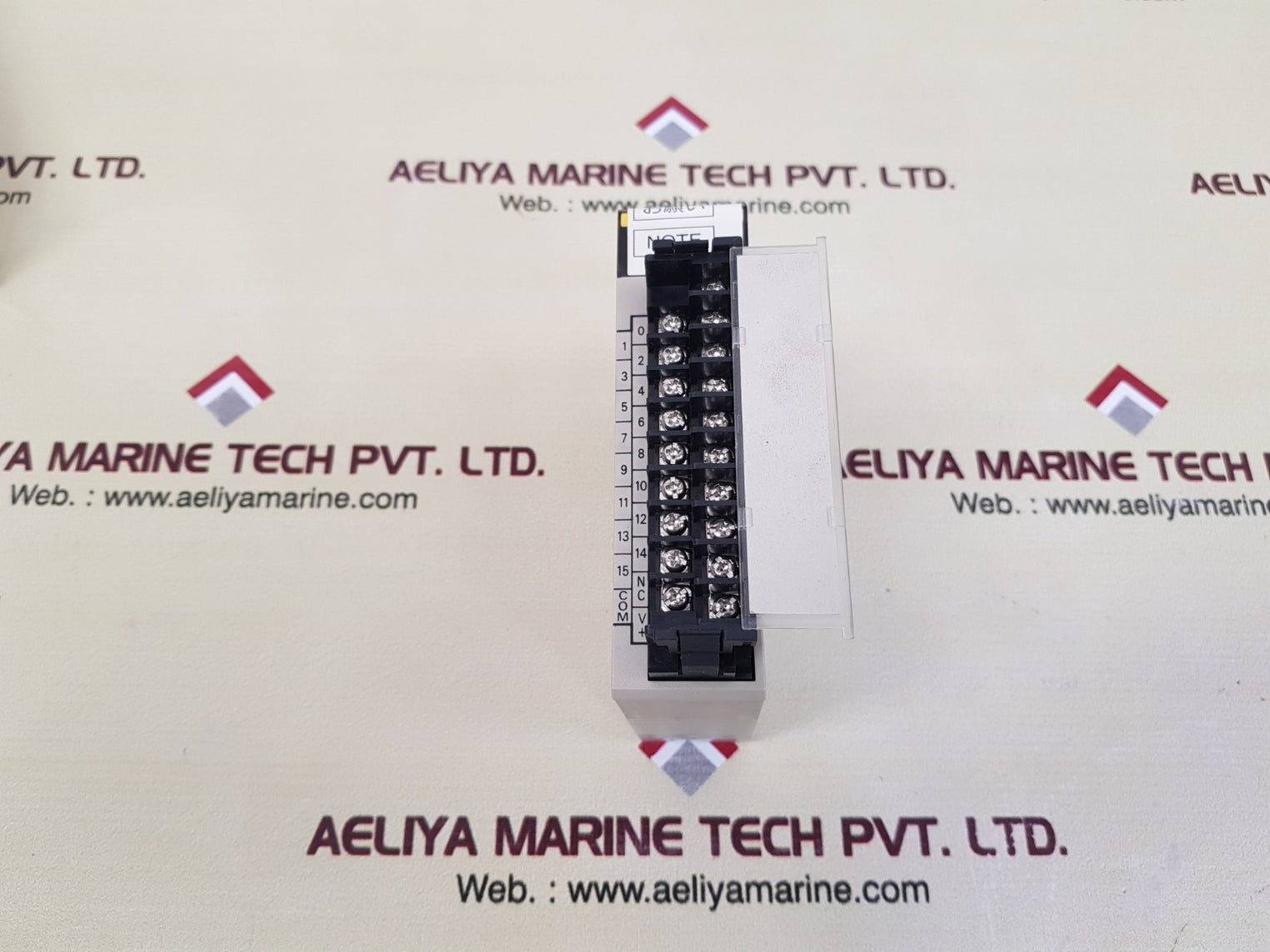 Omron c200h-od212 output unit 