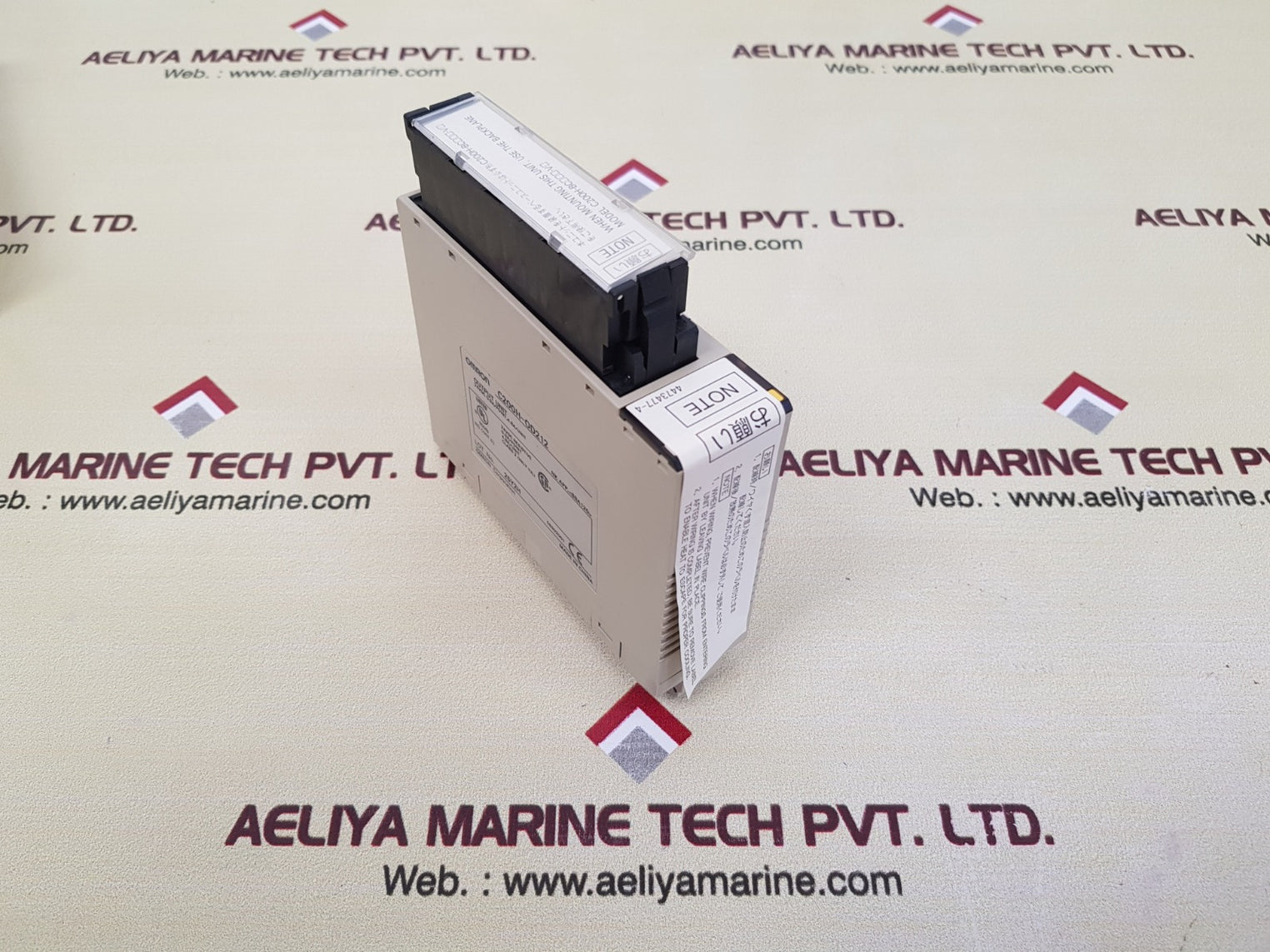 Omron c200h-od212 output unit 