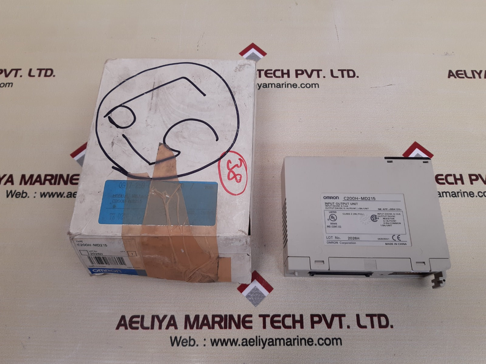 Omron c200h-md215 input output unit