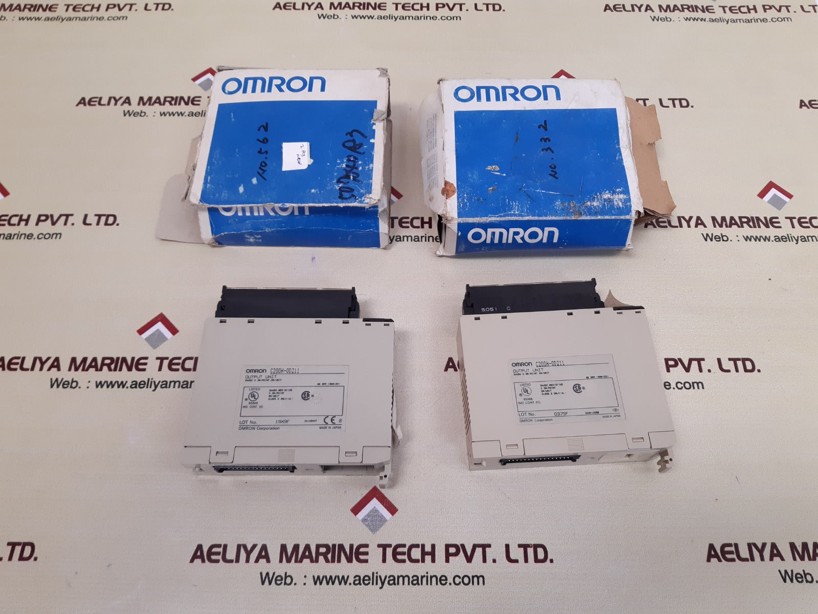 Omron c200h-od211 output unit