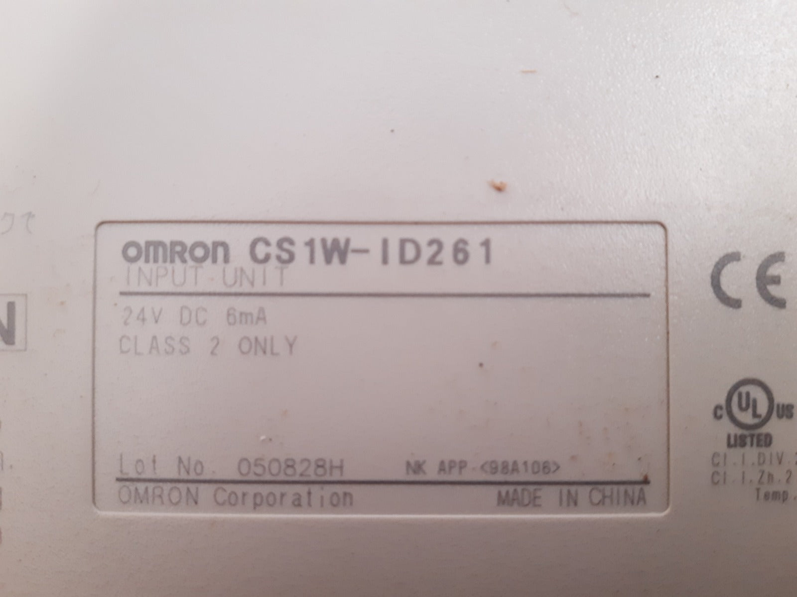 Omron cs1w- id261 input unit