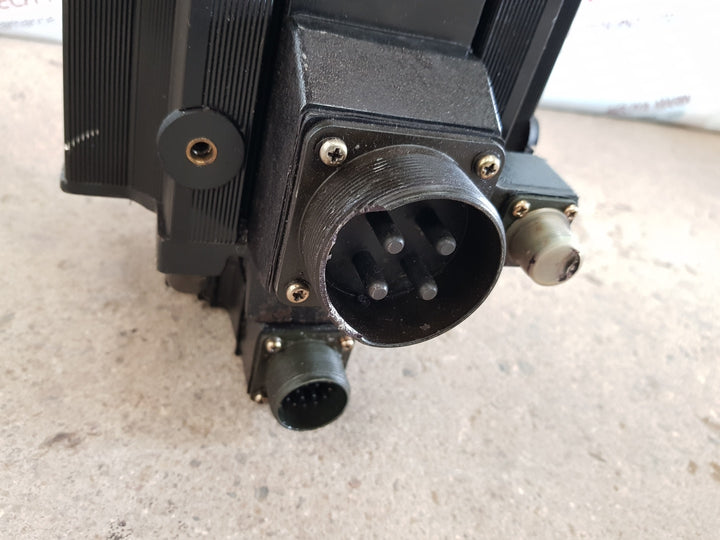Yaskawa electric sgms-1aa2b-nk11 ac servo motor for part