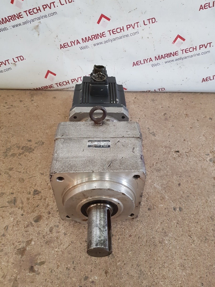 Mitsubishi hg-sr102b ac servo motor with Nidec-shimpo vrcf-25f-1000 able reducer 