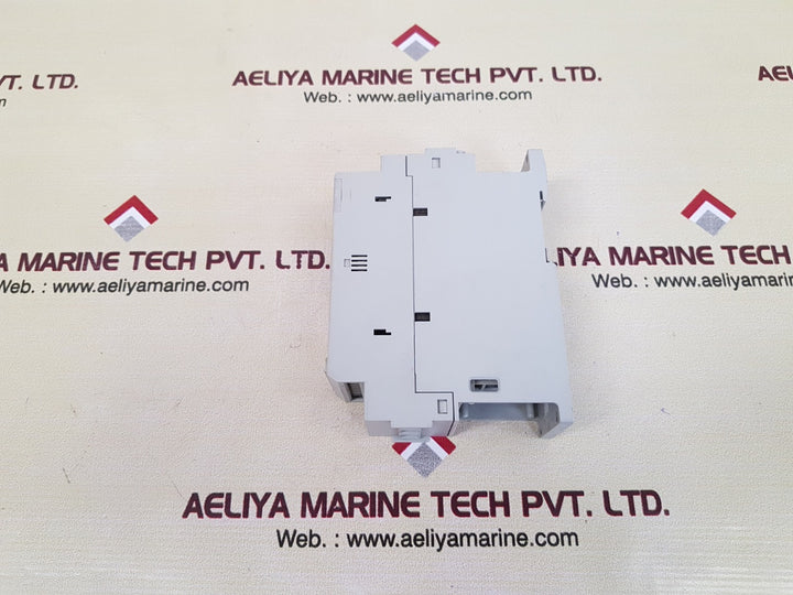 Allen-bradley 150-c25nbd smc-3 ser b soft starter frn: 2.10