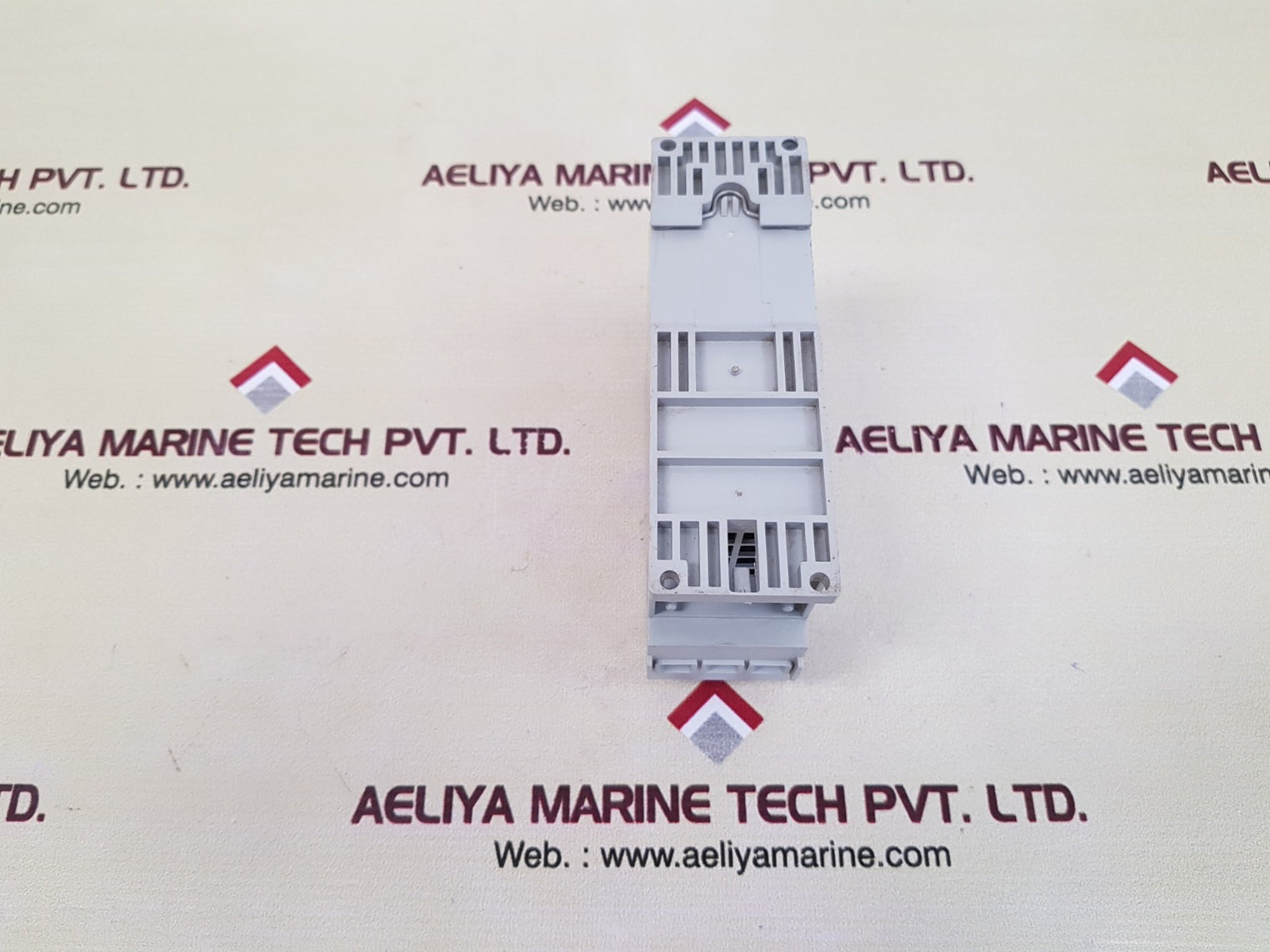 Allen-bradley 150-c25nbd smc-3 ser b soft starter frn: 2.10