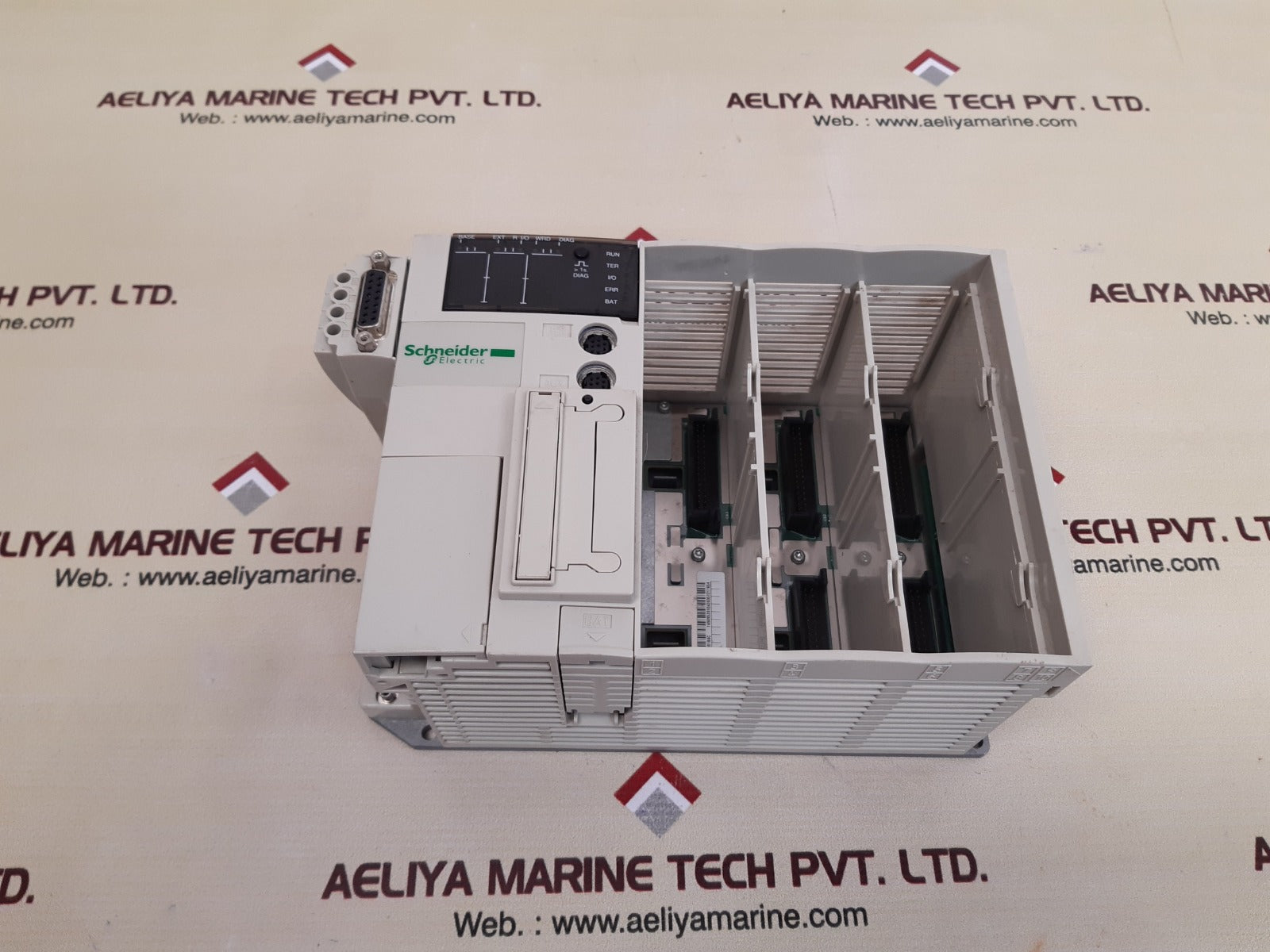 Schneider tsx3722101 micro modicon base module