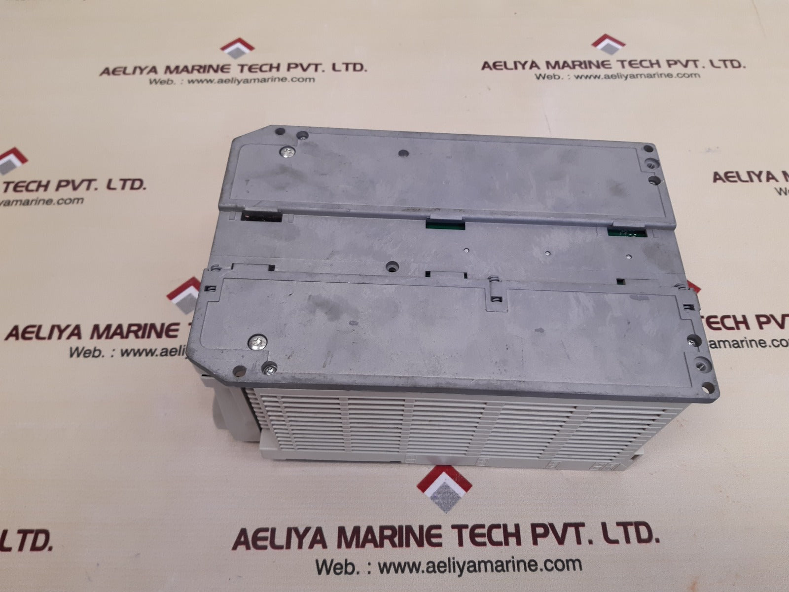 Schneider tsx3722101 micro modicon base module