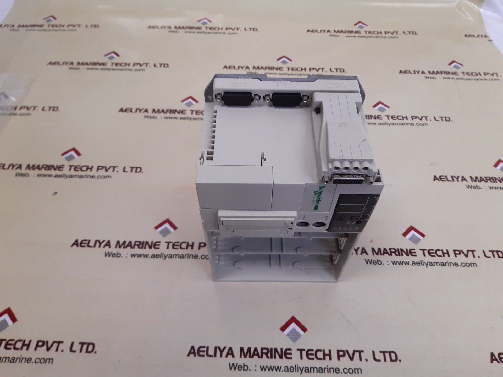 Schneider tsx3722101 micro modicon base module