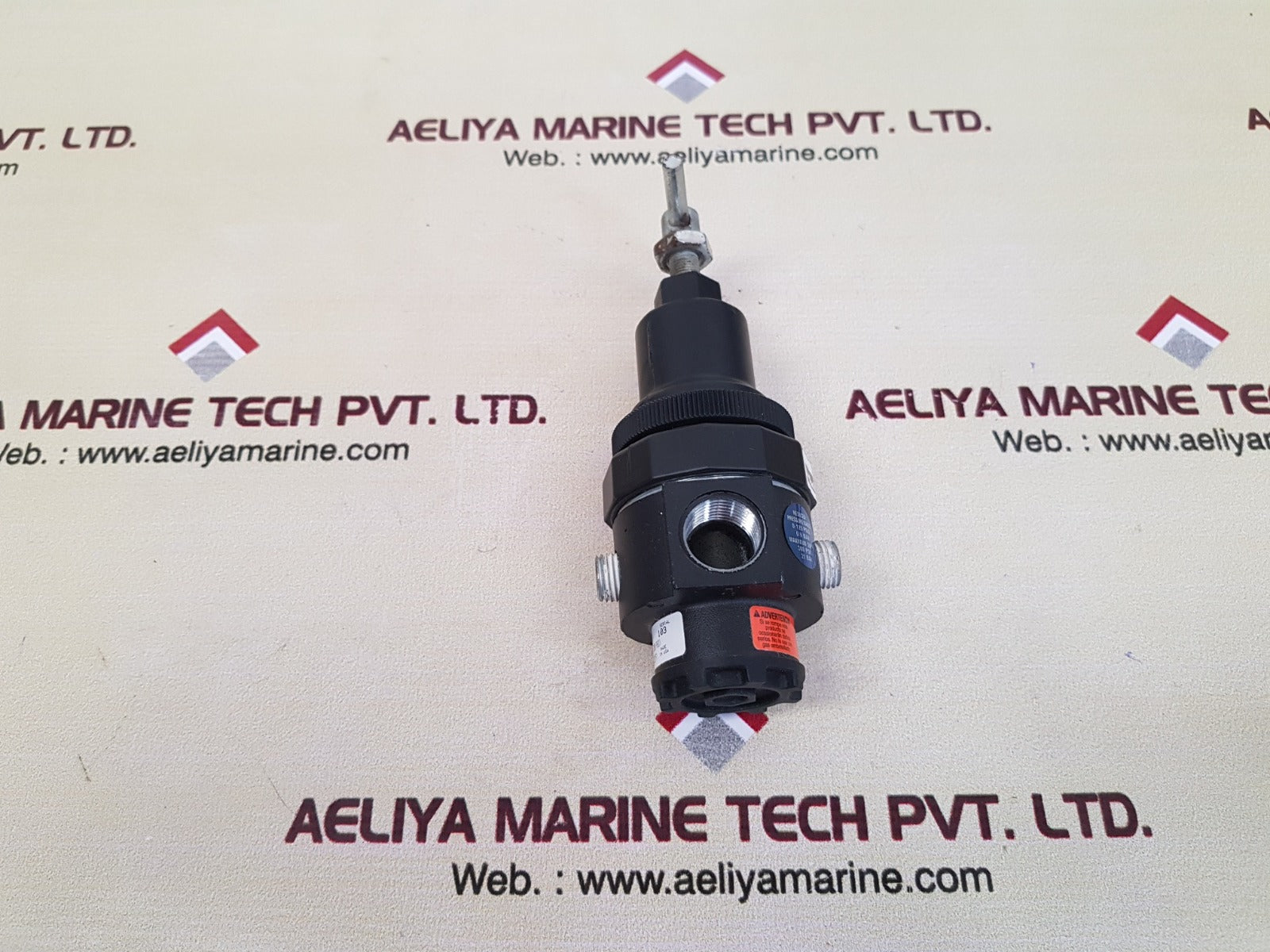 Parker r11-04c/m3 pneumatic regulator 