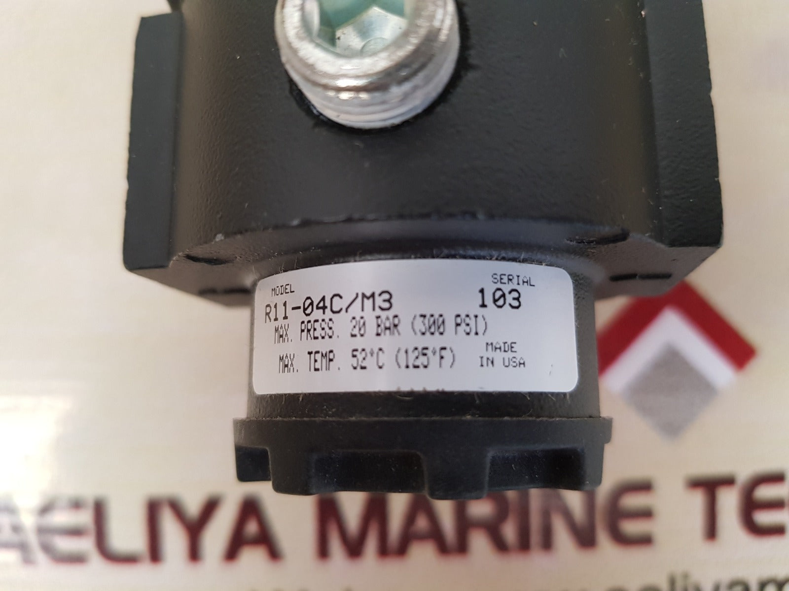 Parker r11-04c/m3 pneumatic regulator 