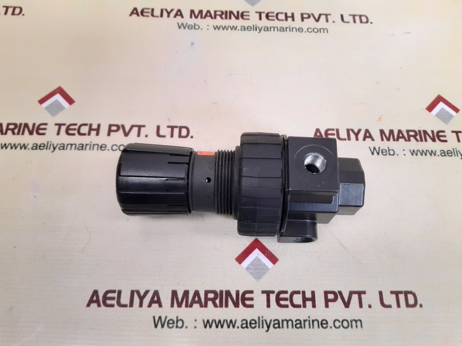 Parker 06r113lc regulator 250 psi