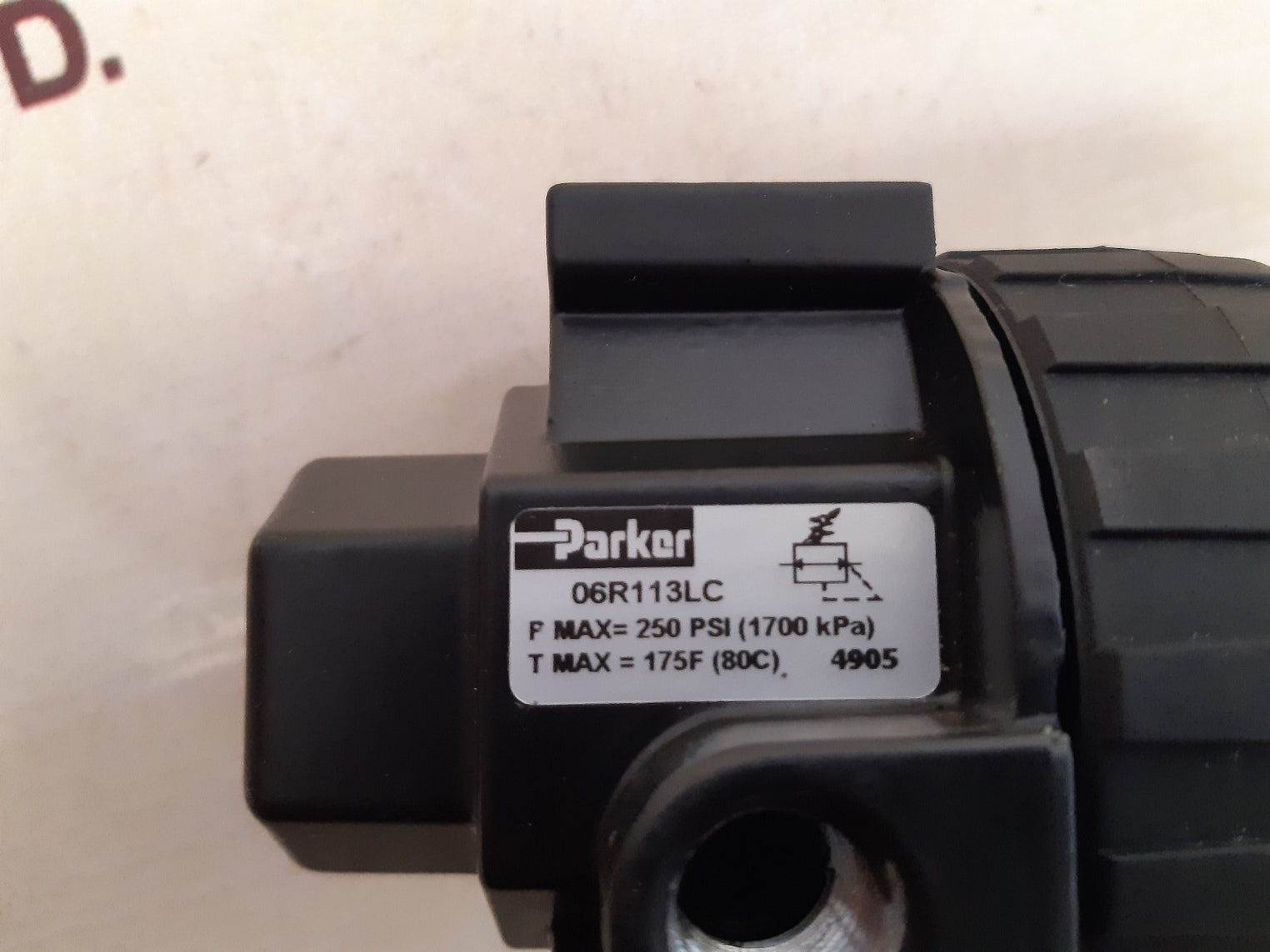 Parker 06r113lc regulator 250 psi