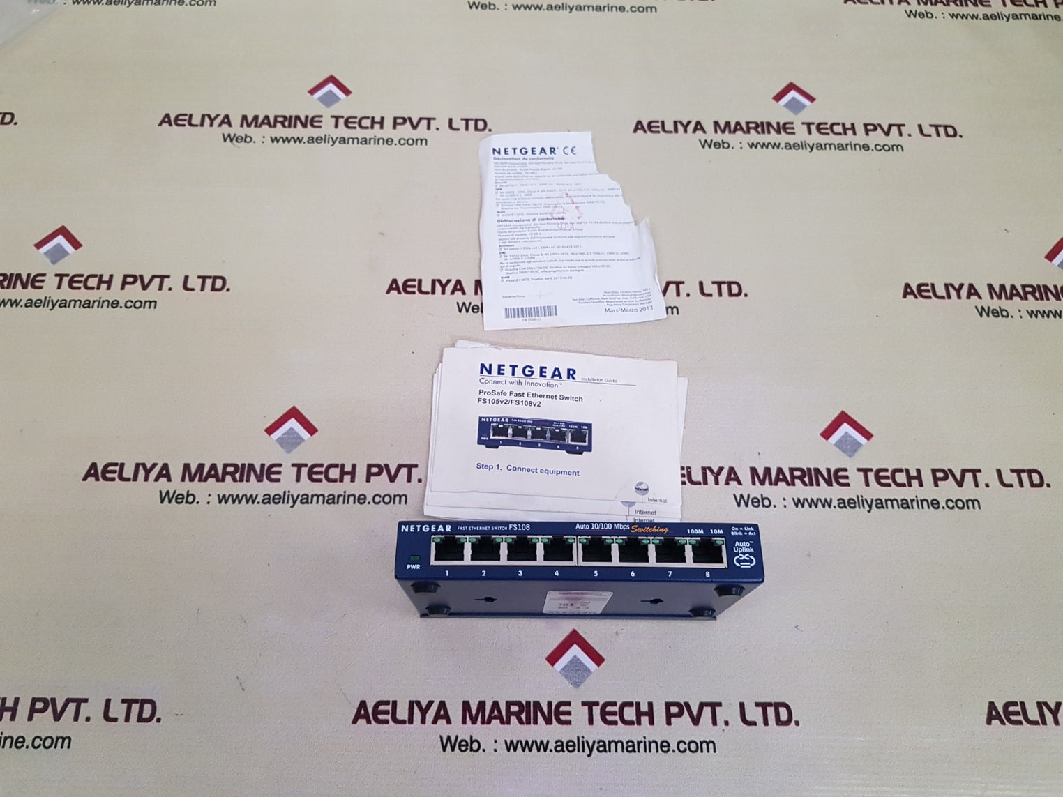 Netgear fs108 8 port 10/100 fast ethernet switch