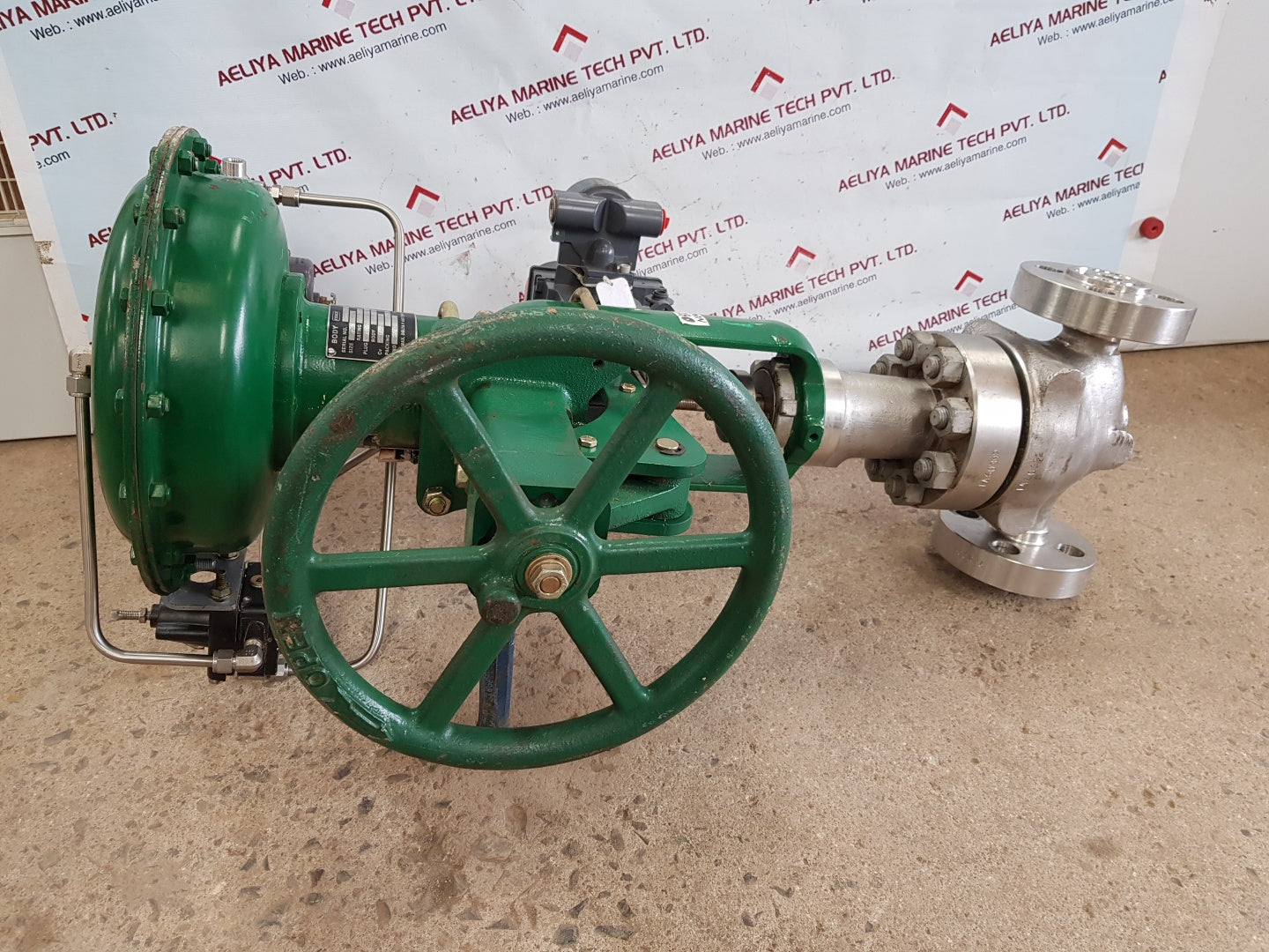 Fisher Hps Globe Valve With Fisher DVC6200 Valve Positioner IP66
