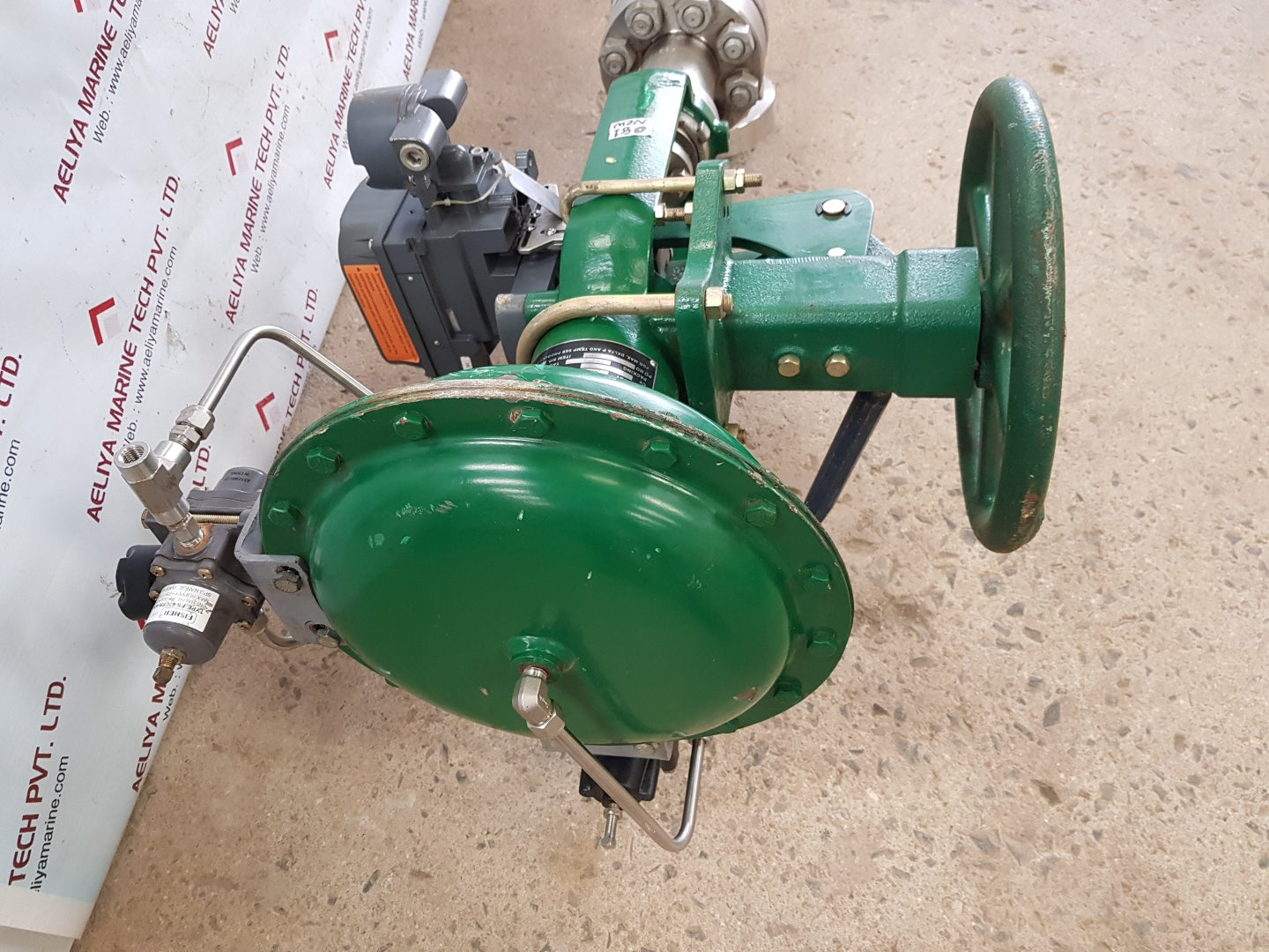 Fisher Hps Globe Valve With Fisher DVC6200 Valve Positioner IP66