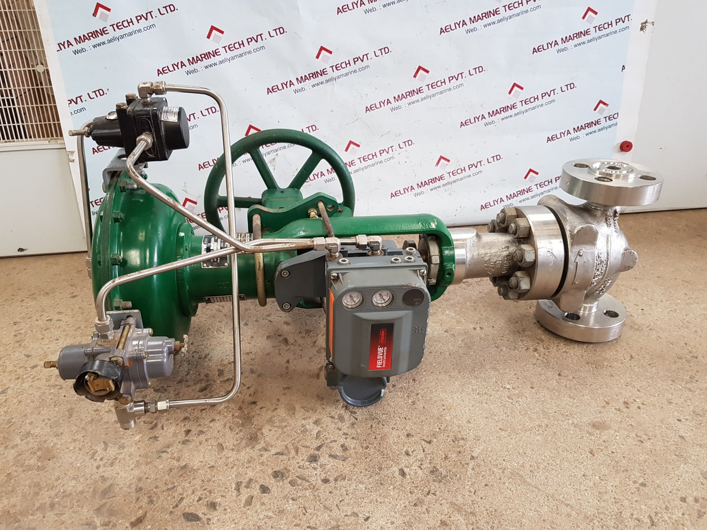 Fisher Hps Globe Valve With Fisher DVC6200 Valve Positioner IP66