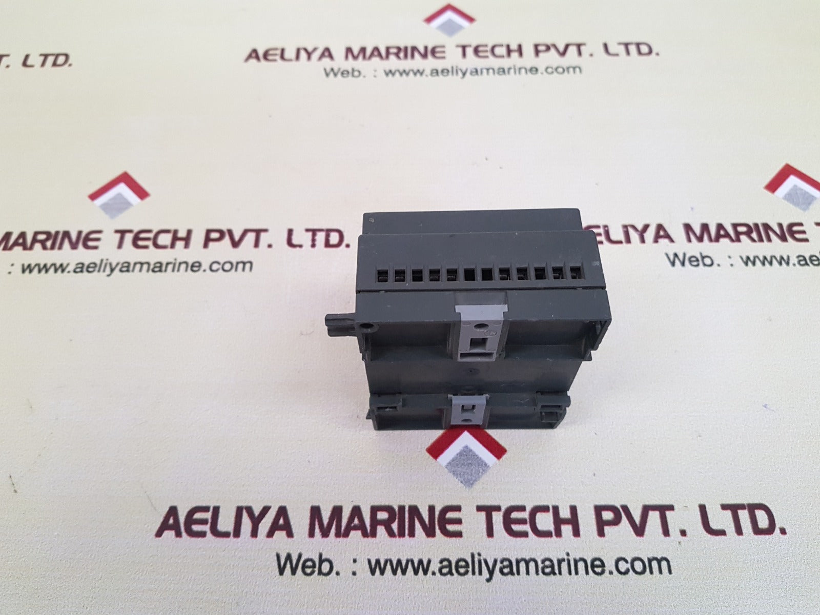 Siemens 6ed1055-1nb10-0ba0 expansion module