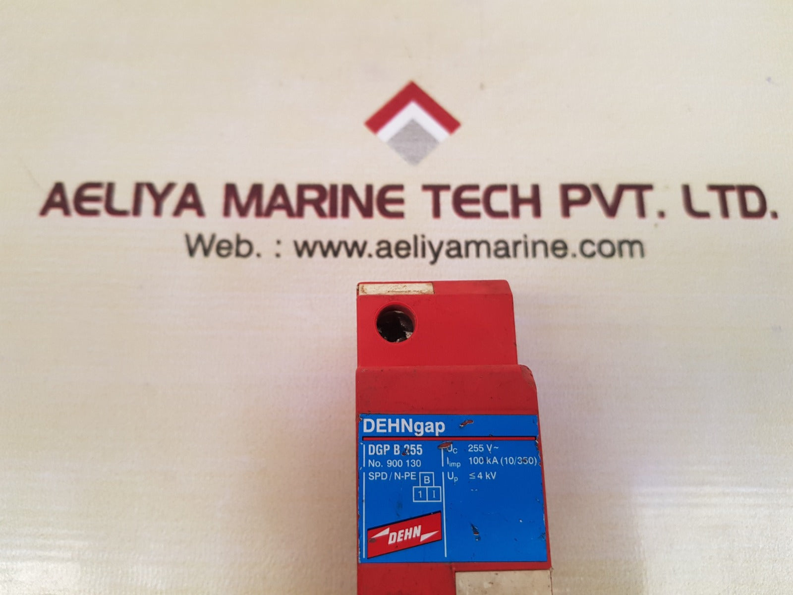 Dehngap dgp b 255 lighting current arrester