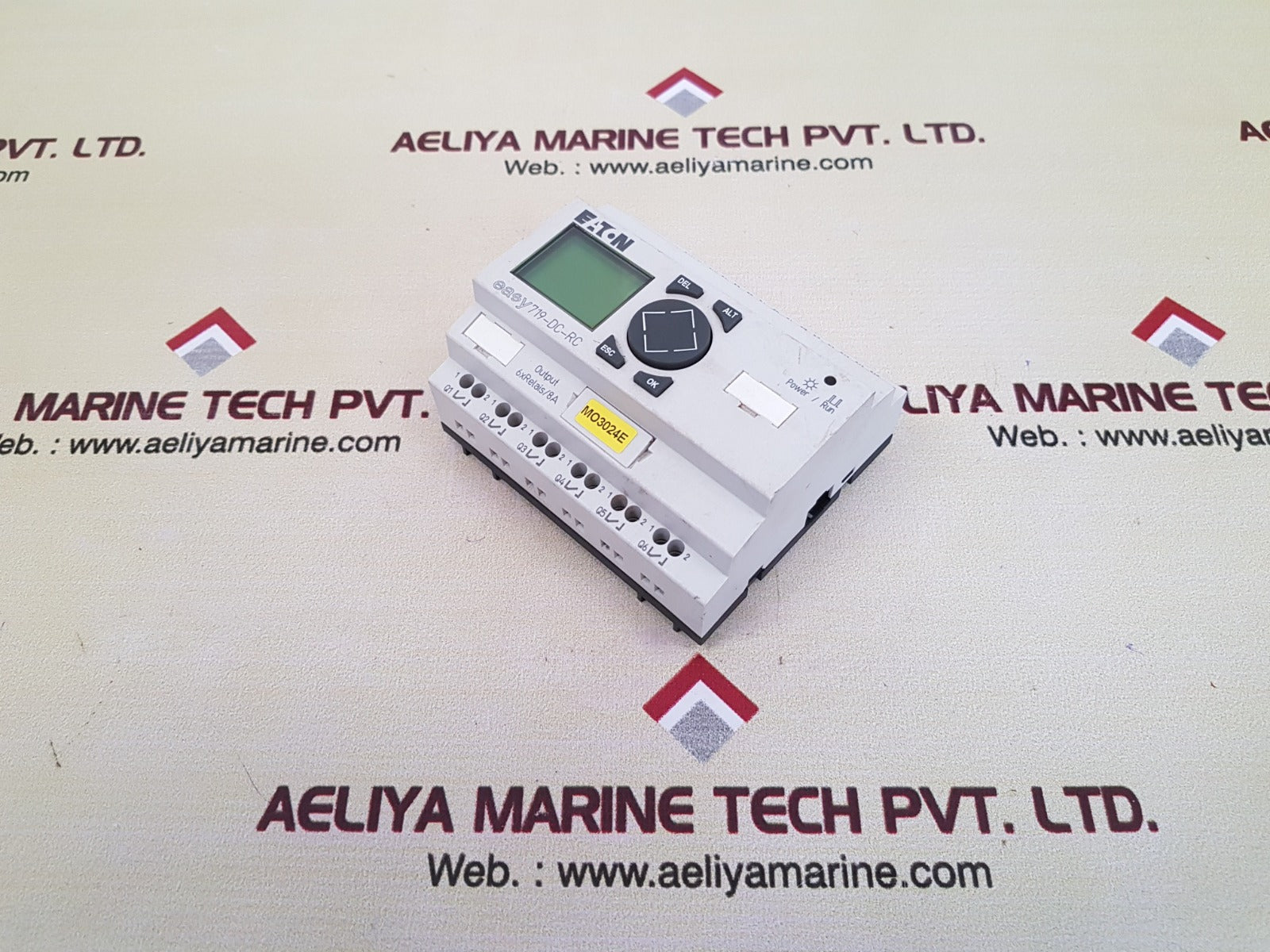 Eaton moeller series easy719-dc-rc plc module