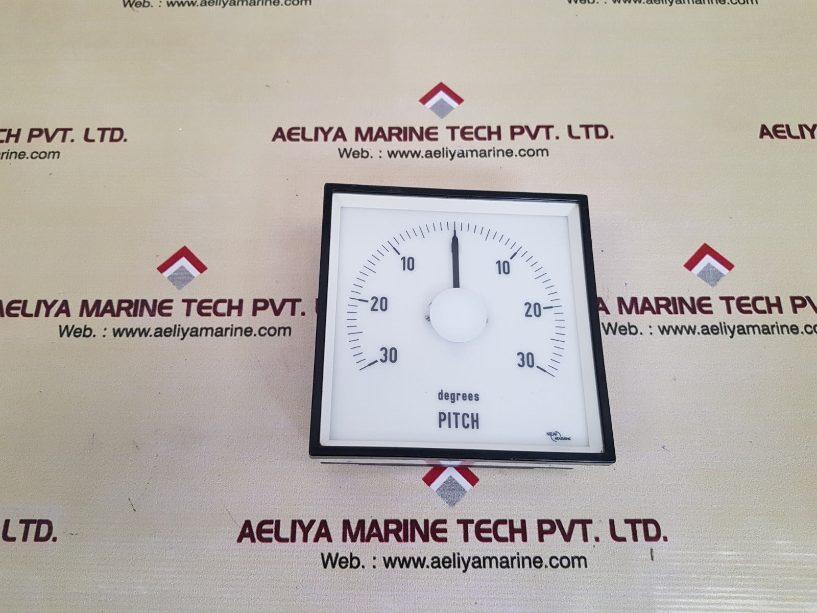Nieaf Measuring D3V144S Pitch Indicator
