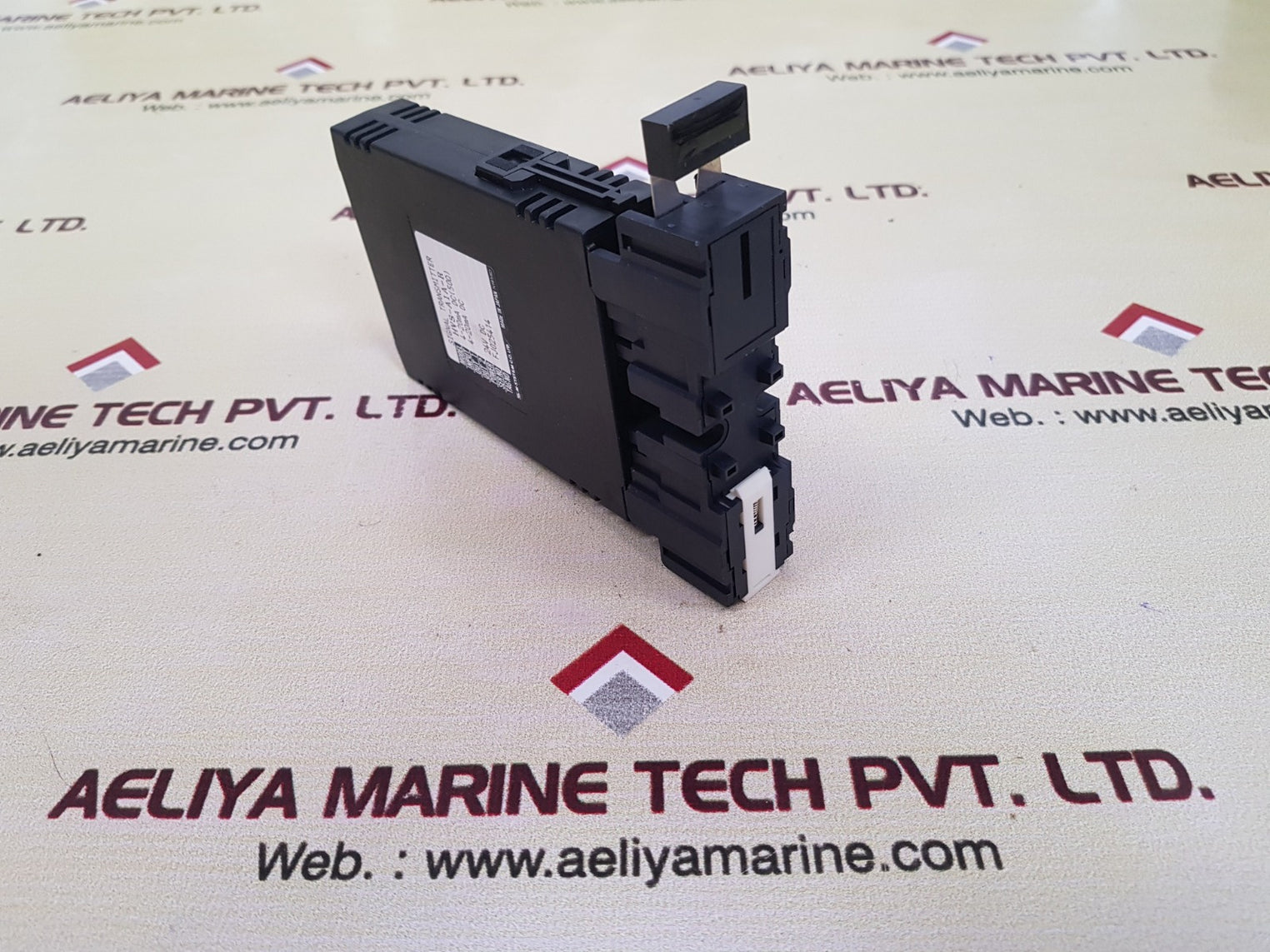 M-system hvs-a1a-r signal transmitter