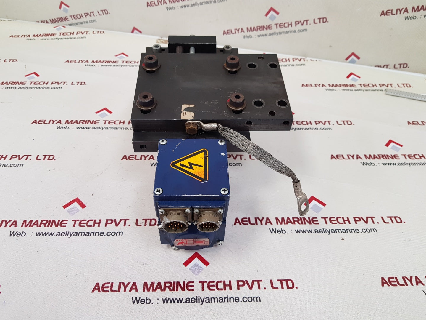 Moog n-0-v6-030-34-00 brushless servomotor