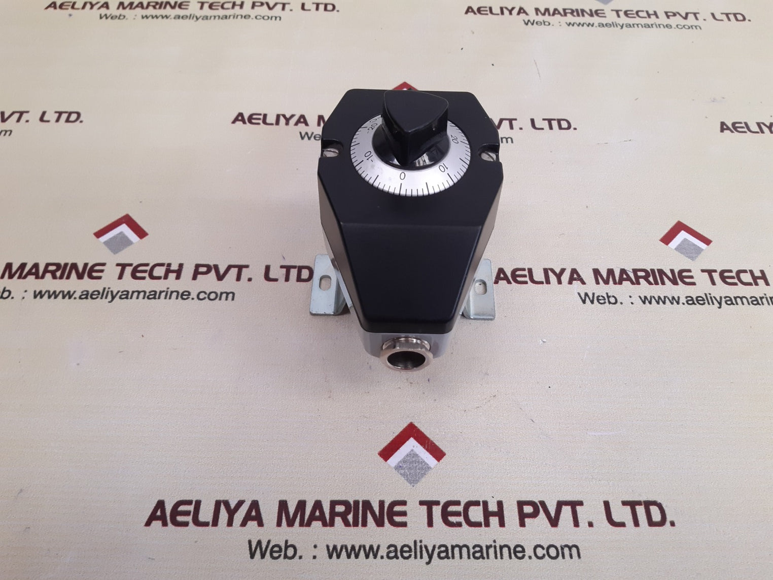 Trafag 409.2506  temperature switch thermostat 