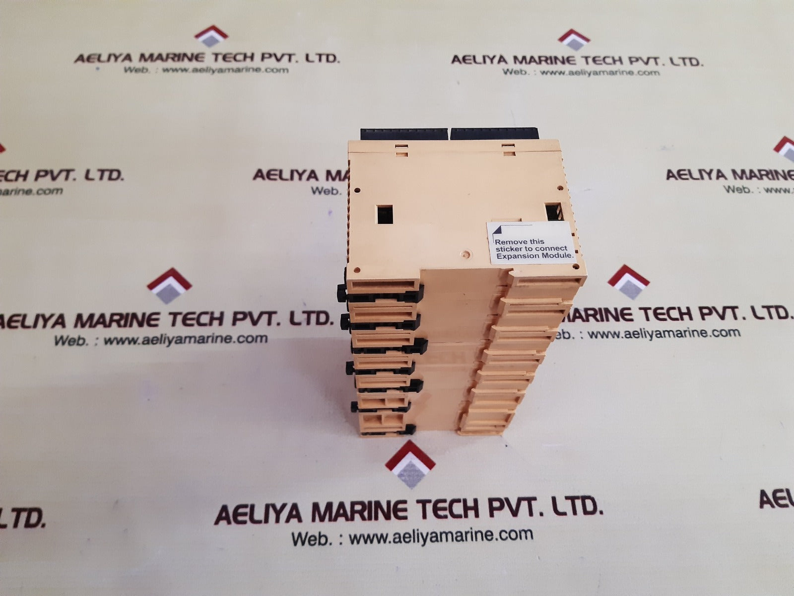 Schneider electric/ telemecanique  twdnoz485t module rack 