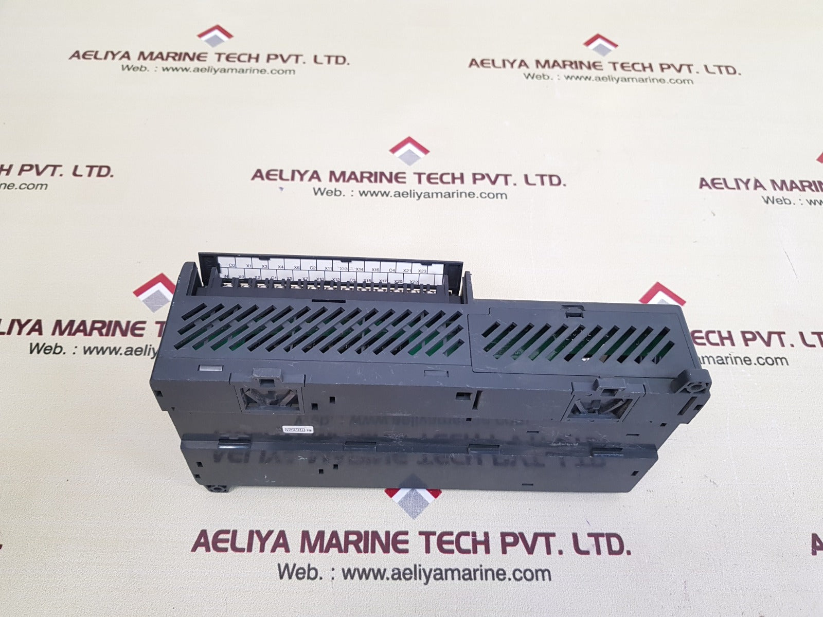 Automation direct logic 06 koyo d0-06dd2 plc module